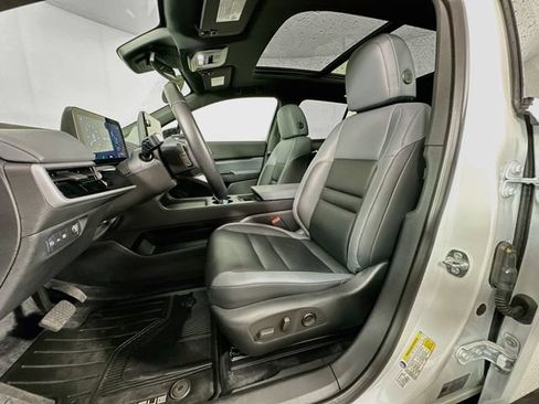 Used 2024 Honda Prologue Touring image 4