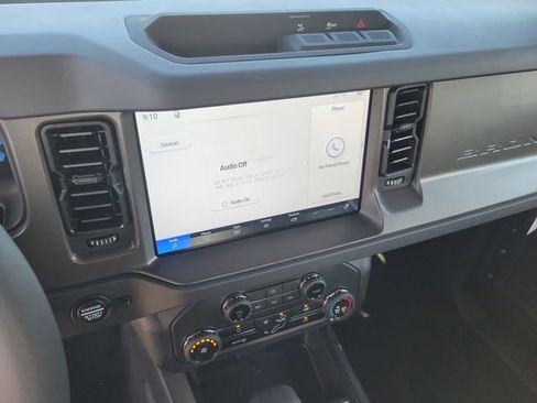 New 2026 Ford Bronco 2-Door AWD/4WD image 23