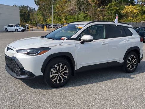 Used 2023 Toyota Corolla Cross SE image 10