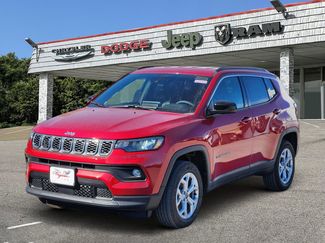New 2026 Jeep Compass Latitude video 2