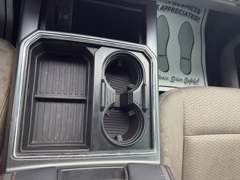 Used 2020 Ford F250 XLT w/ Tremor Off-Road Package image 21