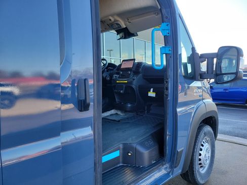 Used 2024 RAM ProMaster 3500 image 17