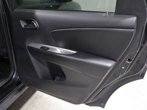 Used 2013 Dodge Journey SXT FWD image 22