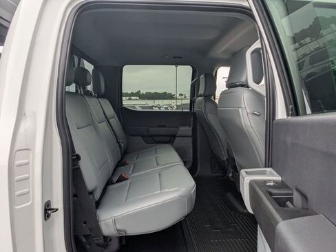 New 2025 Ford F350 XL w/ XL Chrome Package image 22