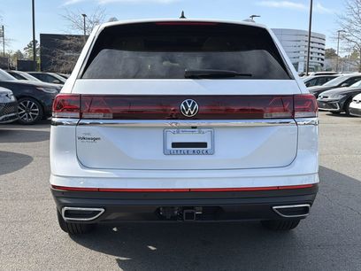 New 2026 Volkswagen Atlas SE