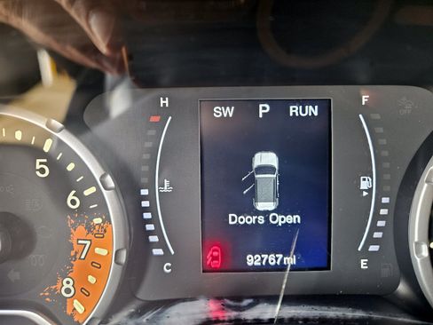 Used 2018 Jeep Renegade Sport w/ Power & Air Group AWD/4WD image 9