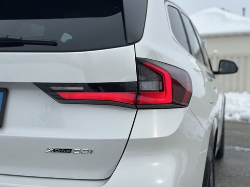 Used 2023 BMW X1 xDrive28i w/ Premium Package image 14