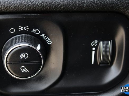 Used 2023 RAM 1500 Big Horn AWD/4WD image 16