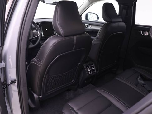 New 2026 Volvo XC40 B5 Core image 14