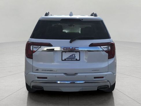 Used 2022 GMC Acadia Denali w/ Denali Ultimate Package AWD/4WD image 4