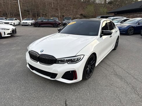 Used 2021 BMW 330i xDrive Sedan w/ Premium Package image 3