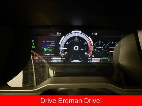 Used 2023 Toyota Tundra Platinum AWD/4WD image 17
