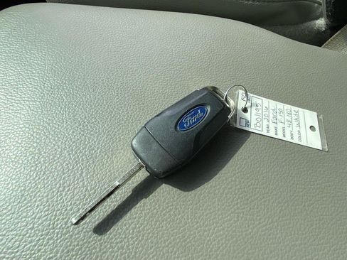 Used 2016 Ford F150 XL w/ Equipment Group 101A Mid RWD image 46