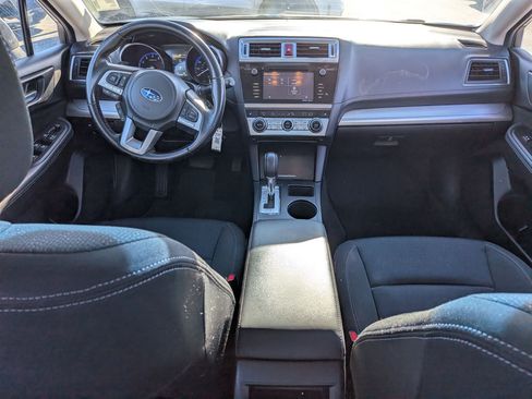 Used 2017 Subaru Legacy 2.5i Premium image 27