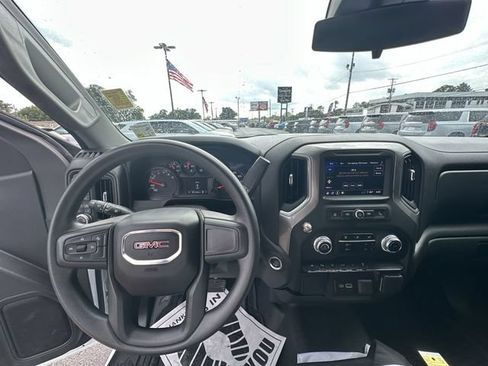 Used 2024 GMC Sierra 1500 Pro w/ Pro Value Package AWD/4WD image 12