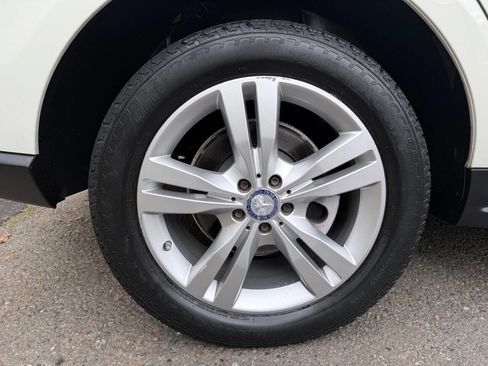 Used 2013 Mercedes-Benz ML 350 ML 350 4MATIC AWD 4dr SUV image 40