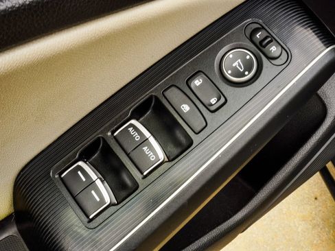 Used 2024 Honda Civic Sport Touring image 34