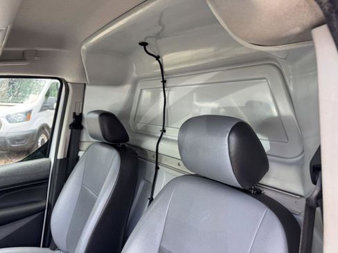 Used 2016 Ford Transit Connect XL FWD image 14