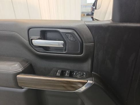 Used 2022 Chevrolet Silverado 1500 RST AWD/4WD image 15