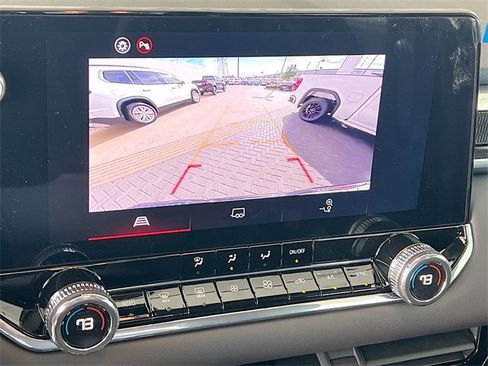 New 2026 GMC Canyon Elevation w/ Convenience Package image 9