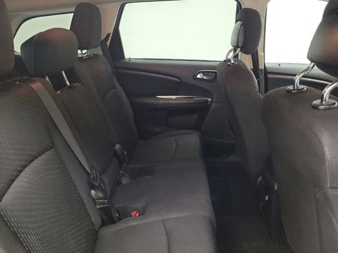 Used 2018 Dodge Journey SE FWD image 19