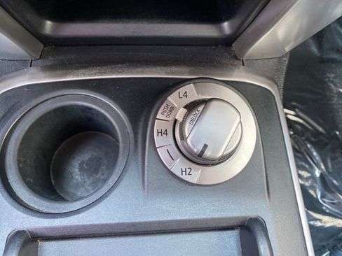 Used 2016 Toyota 4Runner SR5 image 23