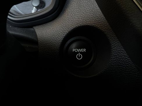 Used 2024 Toyota Corolla Cross AWD Hybrid image 33