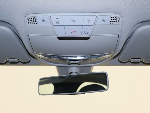 Used 2019 Mercedes-Benz C 300 Sedan image 23