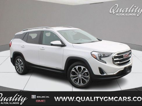 Used 2021 GMC Terrain SLT image 1