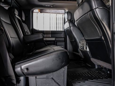 Used 2019 Ford F250 Lariat w/ Lariat Ultimate Package image 34