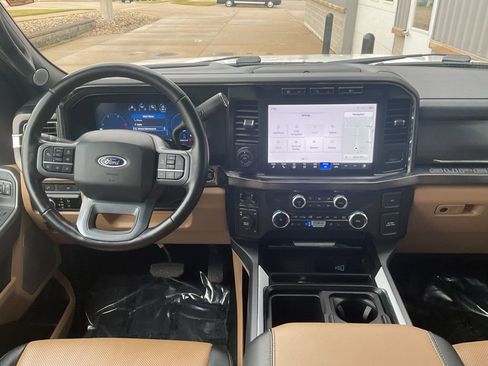 Used 2023 Ford F350 Lariat w/ Lariat Ultimate Package image 14