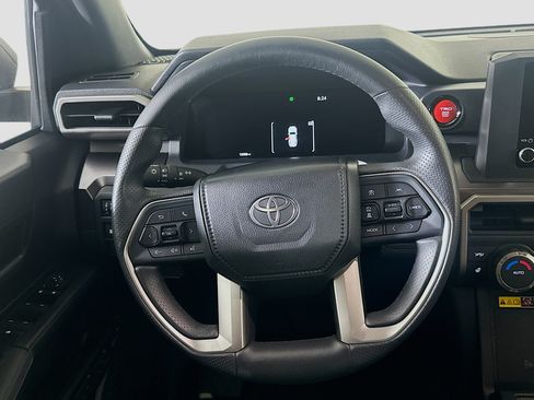 Used 2026 Toyota 4Runner TRD Off-Road AWD/4WD image 18