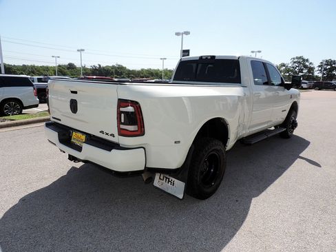 Used 2024 RAM 3500 Laramie w/ Night Edition AWD/4WD image 5
