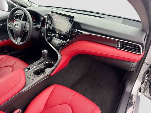 Used 2023 Toyota Camry XSE image 31