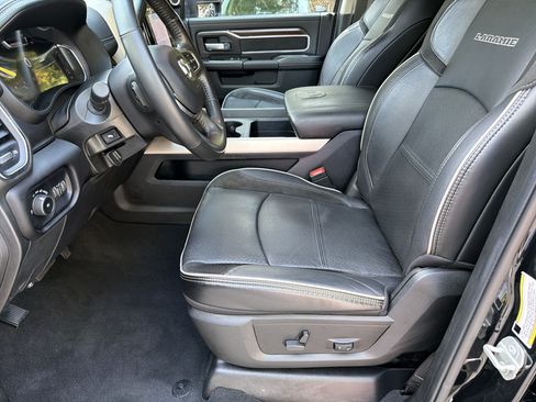 Used 2024 RAM 5500 Laramie AWD/4WD image 9
