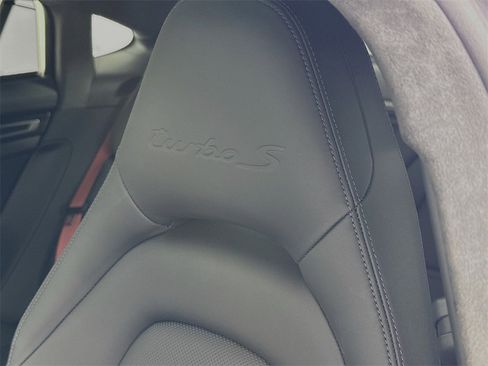 Certified 2023 Porsche Panamera Turbo S w/ Premium Package image 15