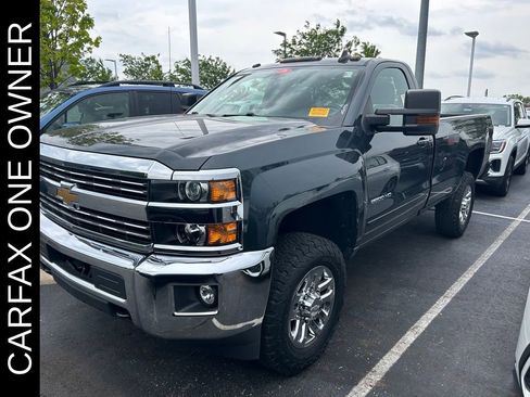 Used 2017 Chevrolet Silverado 2500 LT w/ LT Convenience Package AWD/4WD image 2