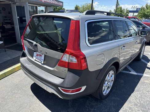 Used 2011 Volvo XC70 T6 AWD/4WD image 8
