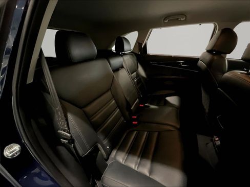 Used 2018 Kia Sorento EX FWD image 25