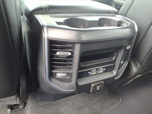 Used 2024 RAM 1500 Laramie image 8