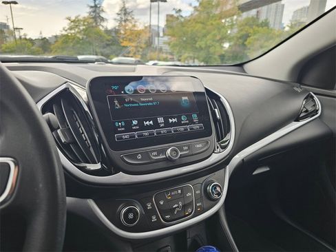 Used 2018 Chevrolet Volt LT image 27
