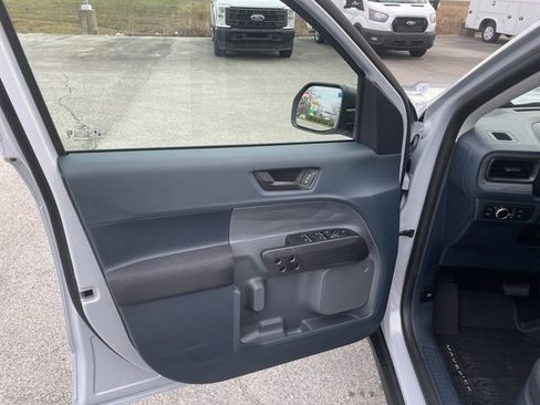 New 2025 Ford Maverick XL w/ Equipment Group 101A image 19