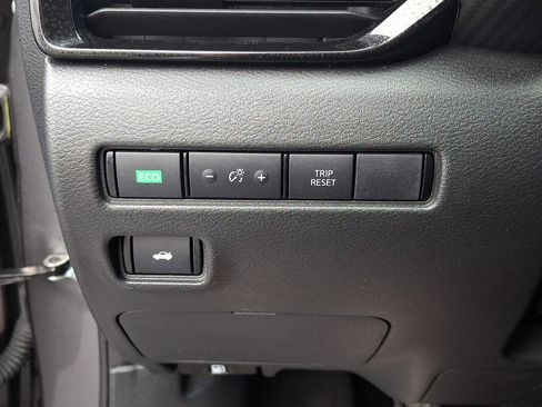 Certified 2023 Nissan Sentra SV w/ All-Weather Package FWD image 23