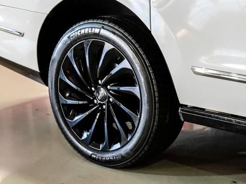 Used 2021 Lincoln Navigator L Reserve image 49