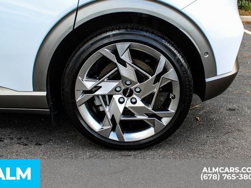 Used 2023 Genesis GV60 Performance image 16