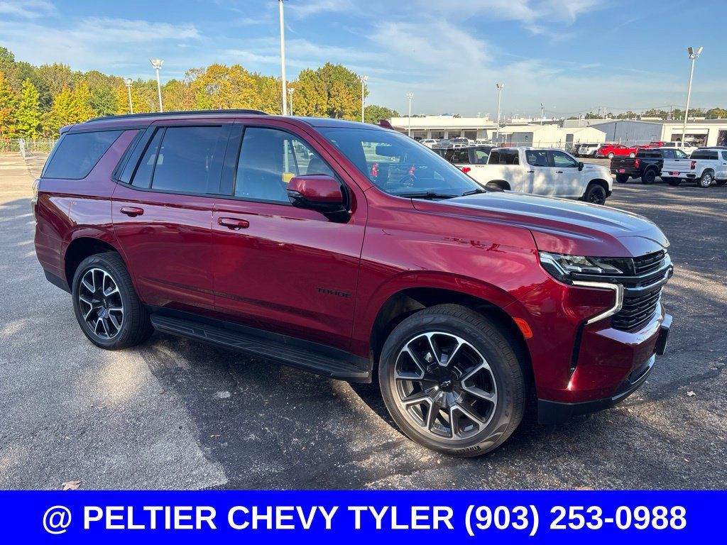 Used 2022 Chevrolet Tahoe RST w/ Luxury Package RWD image 1