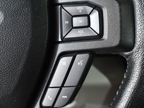 Used 2015 Ford F150 XLT w/ Equipment Group 302A Luxury AWD/4WD image 33