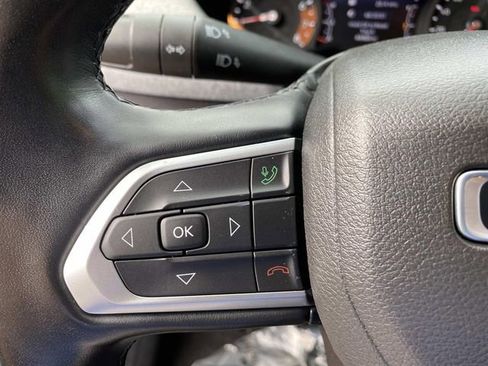 Used 2022 Jeep Compass Latitude image 15