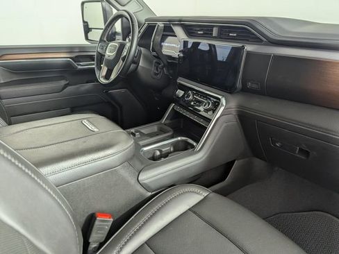 Used 2024 GMC Sierra 2500 Denali w/ Denali Reserve Package image 23