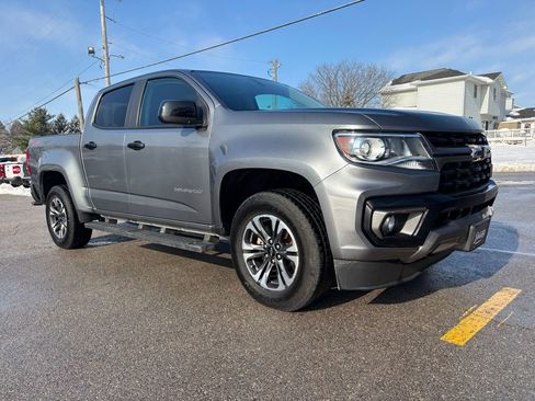 Used 2021 Chevrolet Colorado Z71 image 3